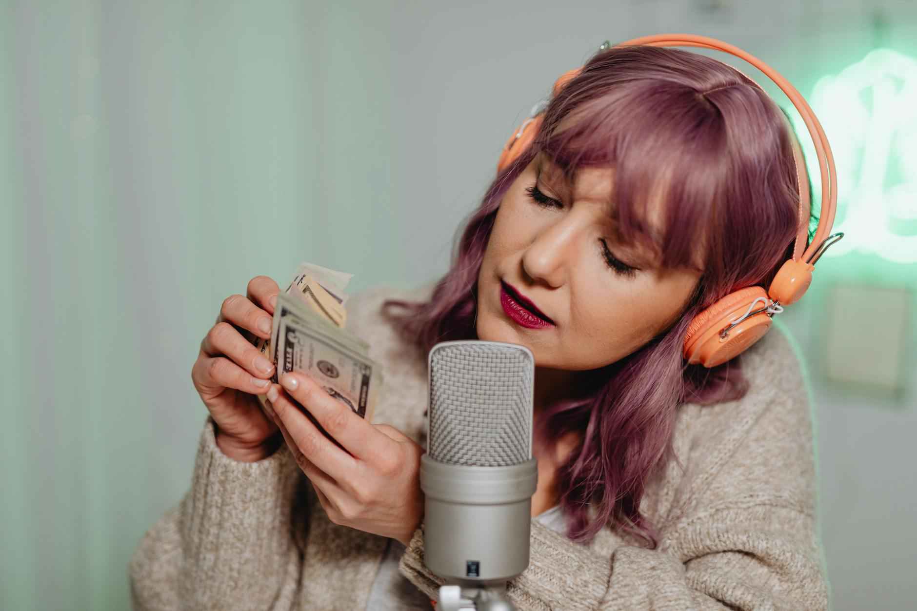 Download YouTube Audio with Online Tools