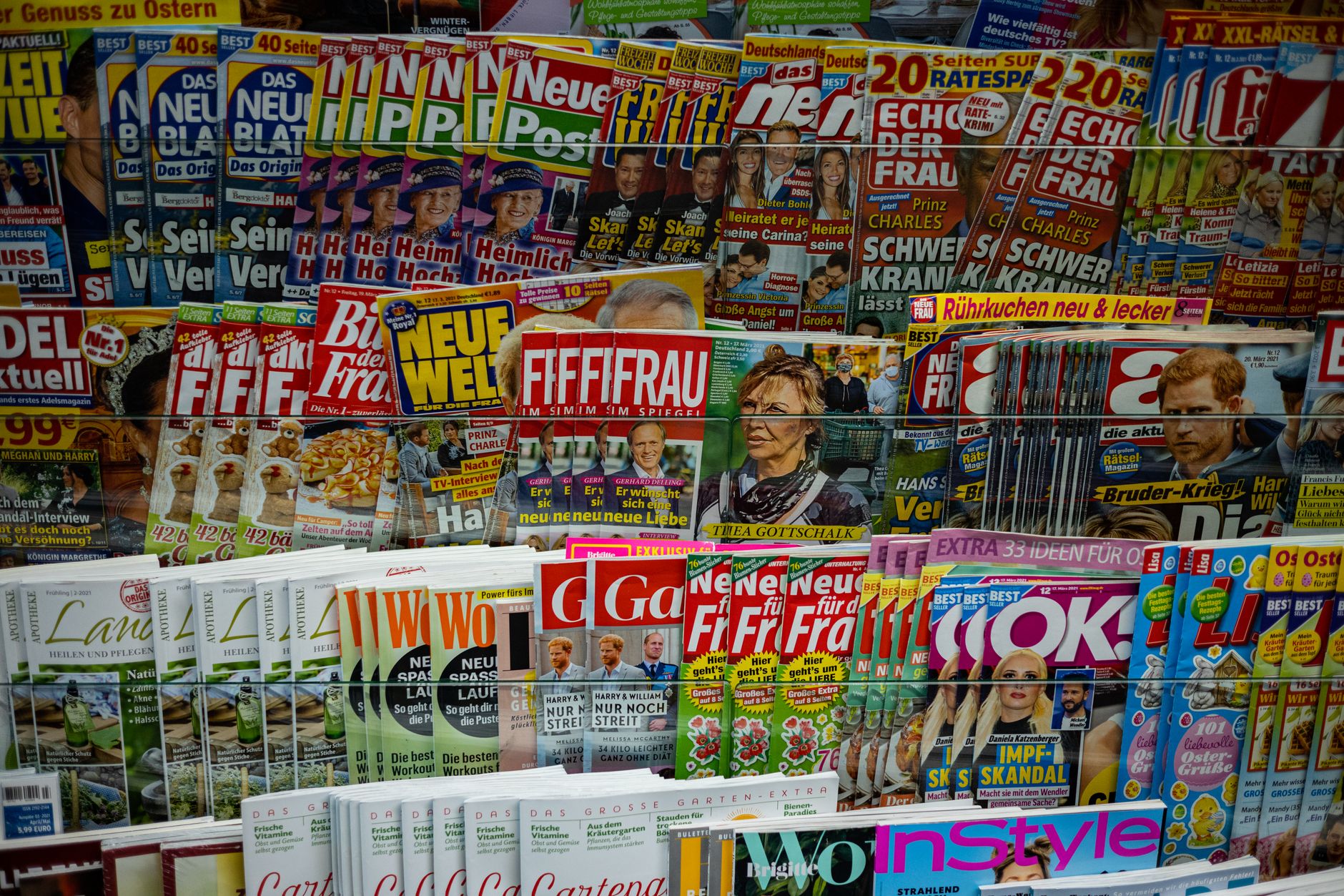 How to cover Frankfurt Traueranzeigen for entertainment readers