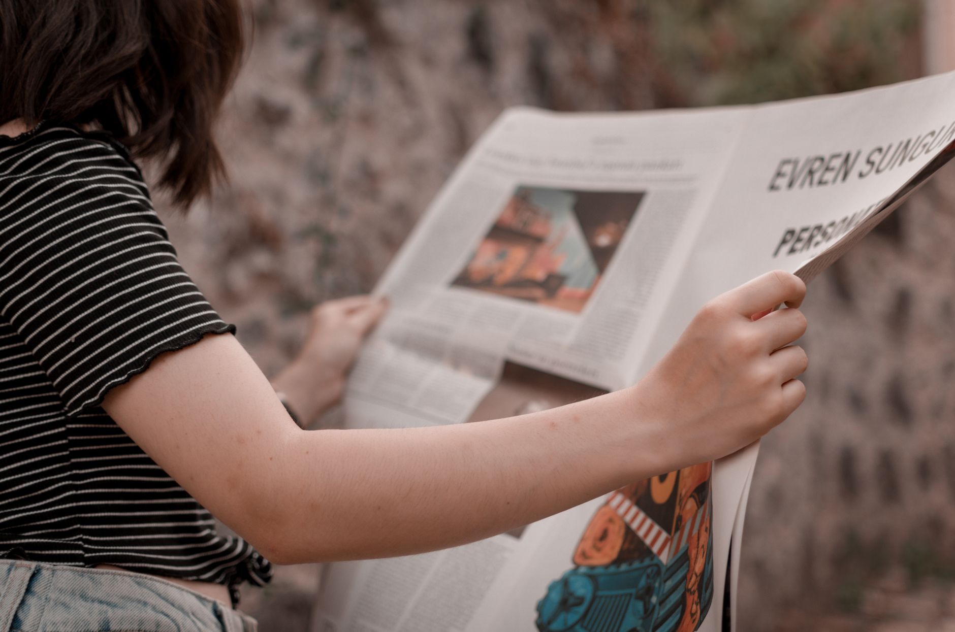 How to Find and Use Entertainment News Efficiently