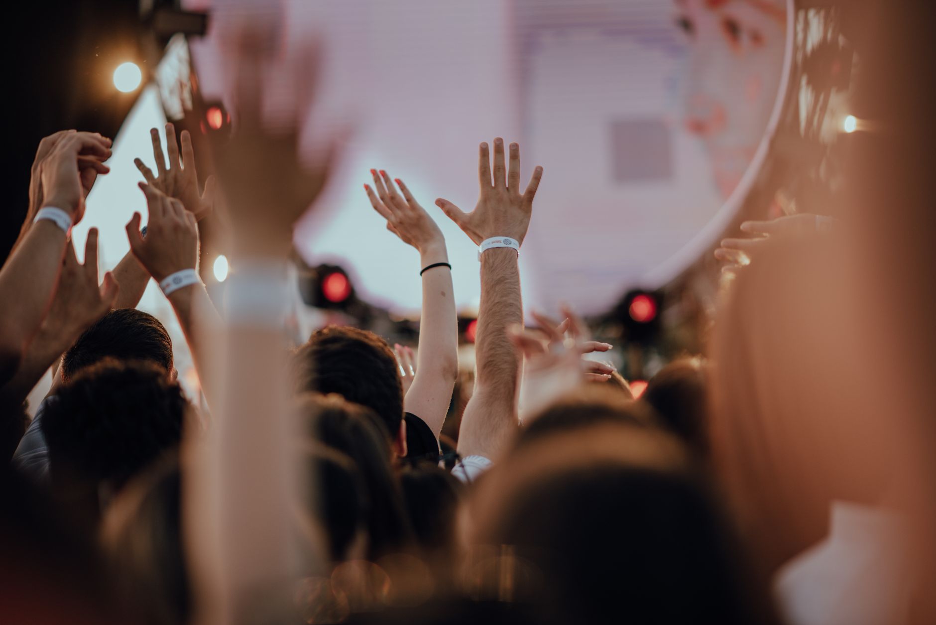 Promoting Your Event in the USA: A Clear Guide for Entertainment Fans