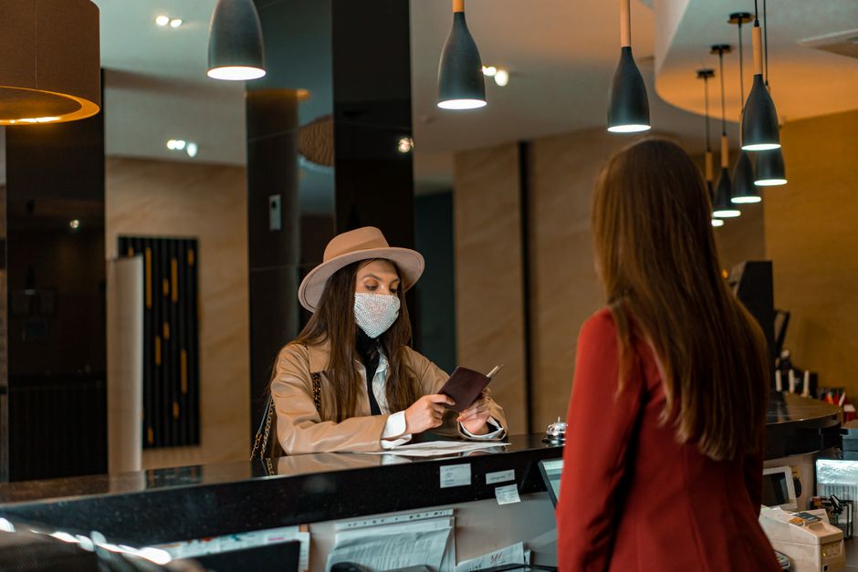 How to manage a smooth check-in process