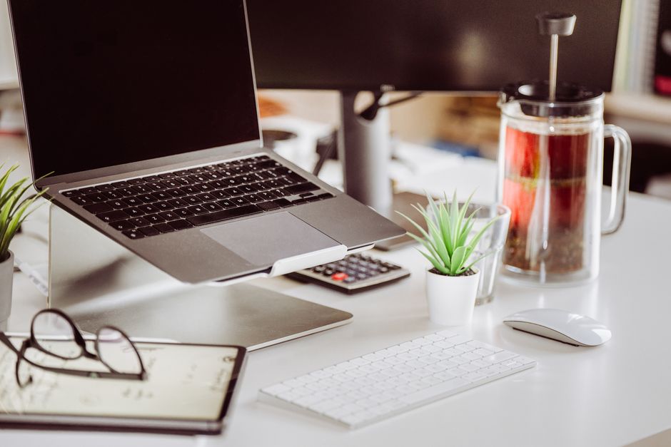 Practical steps to include listings in stories